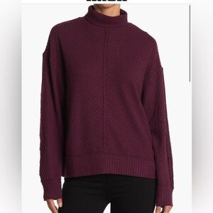 H By Bordeaux Waffle Knit Turtleneck Sweater Maroon - Large